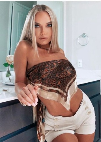 Анжела, Г. Новодвинск